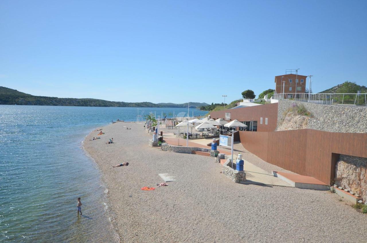 Blue House Sibenik Apartment ภายนอก รูปภาพ